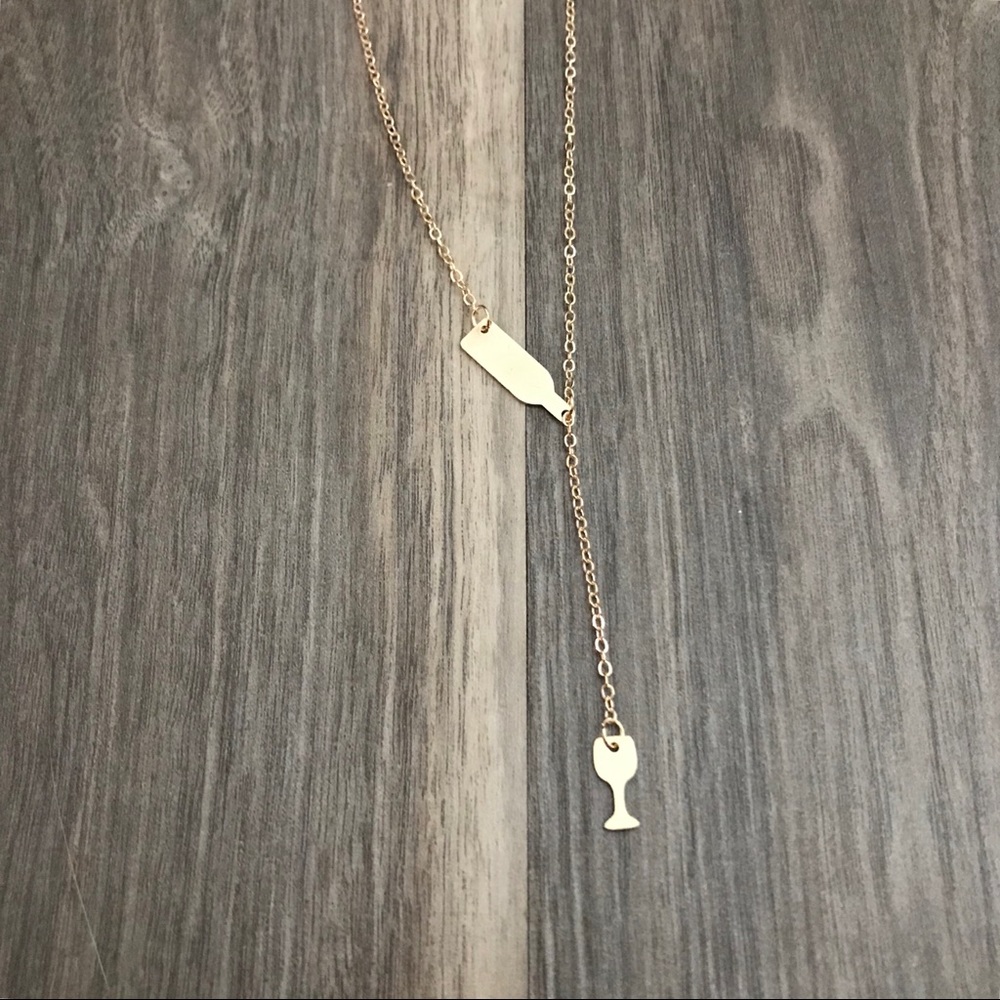 💥4/$25💥 Gold Wine Bottle & Glass Necklace NWOT